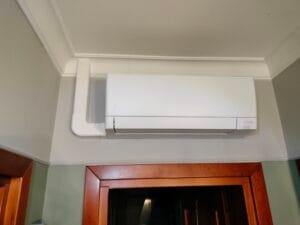 Montaż klimatyzacji Mitsubishi AY 3,5kW w domu