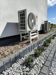 Montaż klimatyzacji LG Standard 2 6,6 kW w domu Sendom